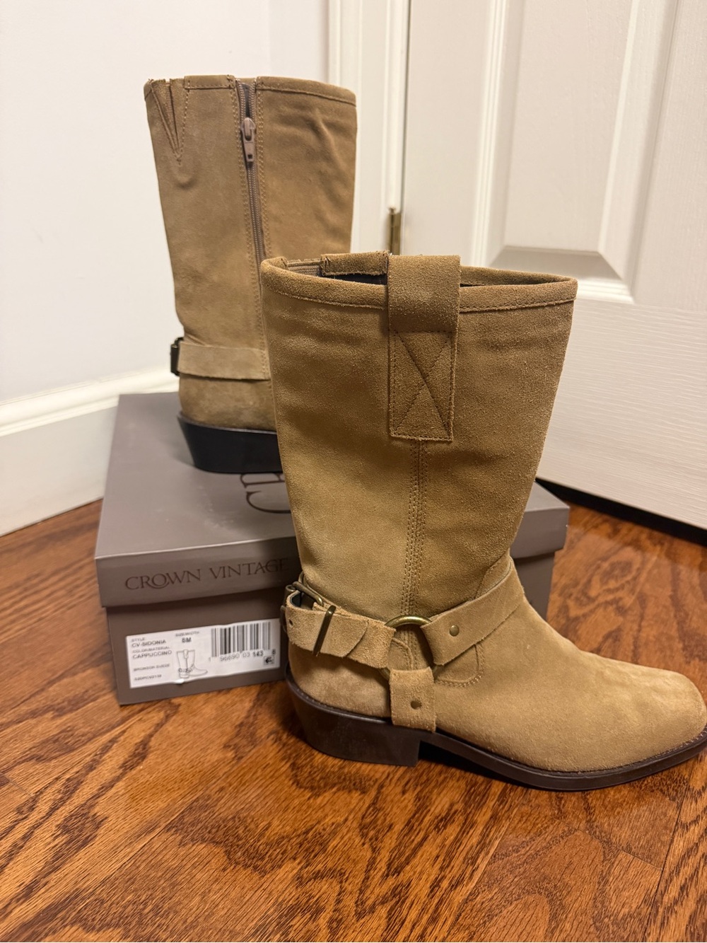 Crown Vintage Sidonia Suede Boots – Cappuccino – Women’s 8M